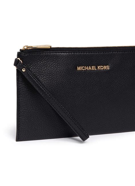 michael kors bedford large zip clutch black|Michael kors bedford handbag + FREE SHIPPING .